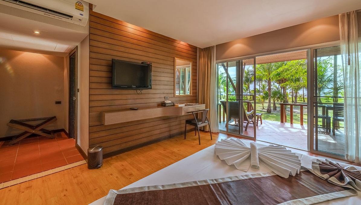https://khokhaoandamanresort.asiawebhosting-10.com/images/accommodation/7/cnk_khokhao_WZB_6576.jpg
